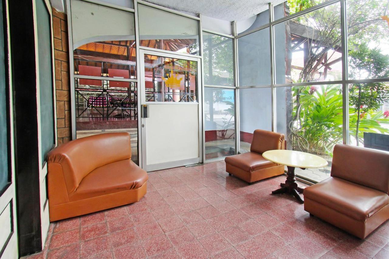 Oyo 91516 Wisata Hotel Ματαράμ Εξωτερικό φωτογραφία